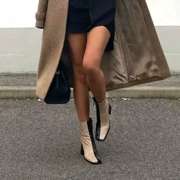 Alohas South Bicolor Leather Block Heeled Ankle Boots Black Tan EU 41 US 10-10.5 - Picture 16 of 16